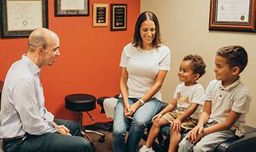 Chiropractor South Austin TX Paul Shrogin Friendly Approach